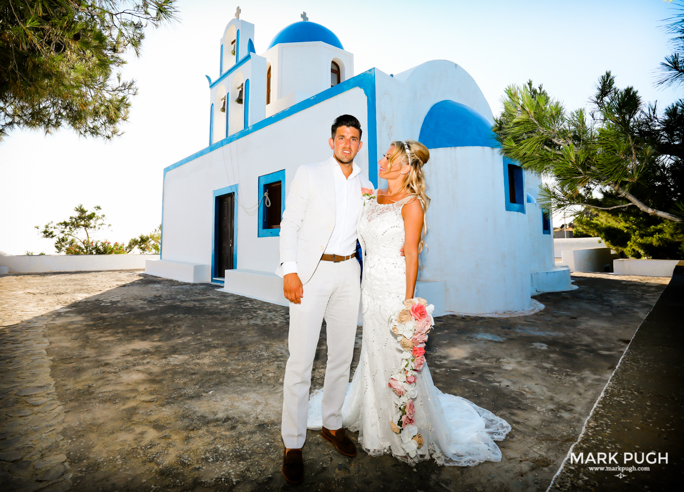 066 - Kerry and Lee - Destination Wedding in Santorini by www.markpugh.com -0778.JPG