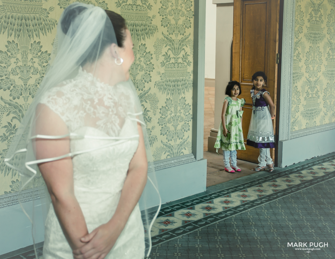 075- Laura and Peter - Wollaton Hall Wedding Nottingham UK by Mark Pugh www.markpugh.com.jpg