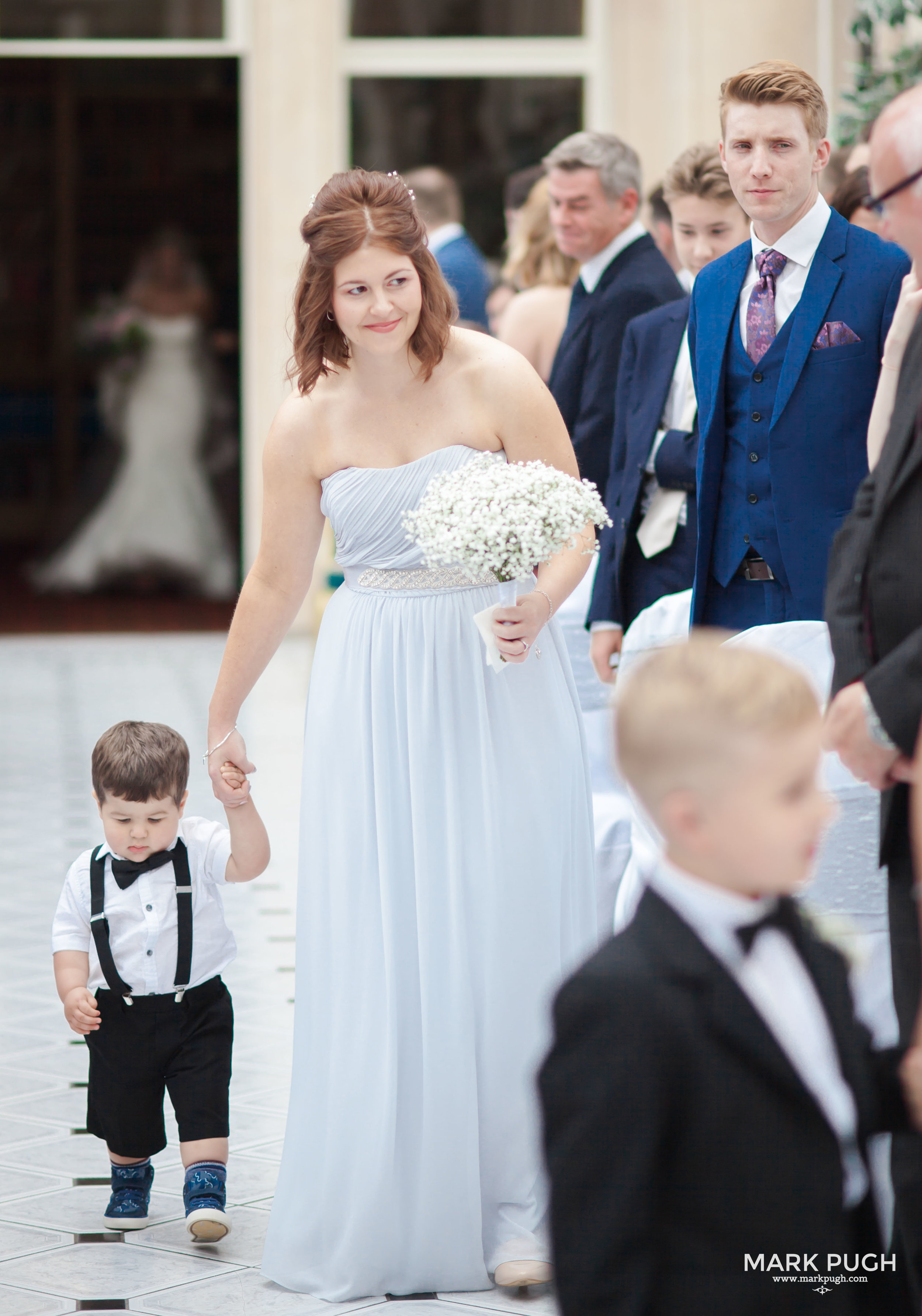 077 - Leah and Andy - fineART wedding photography at Stoke Rochford Hall NG33 5EJ by www.markpugh.com Mark Pugh of www.mpmedia.co.uk_.JPG