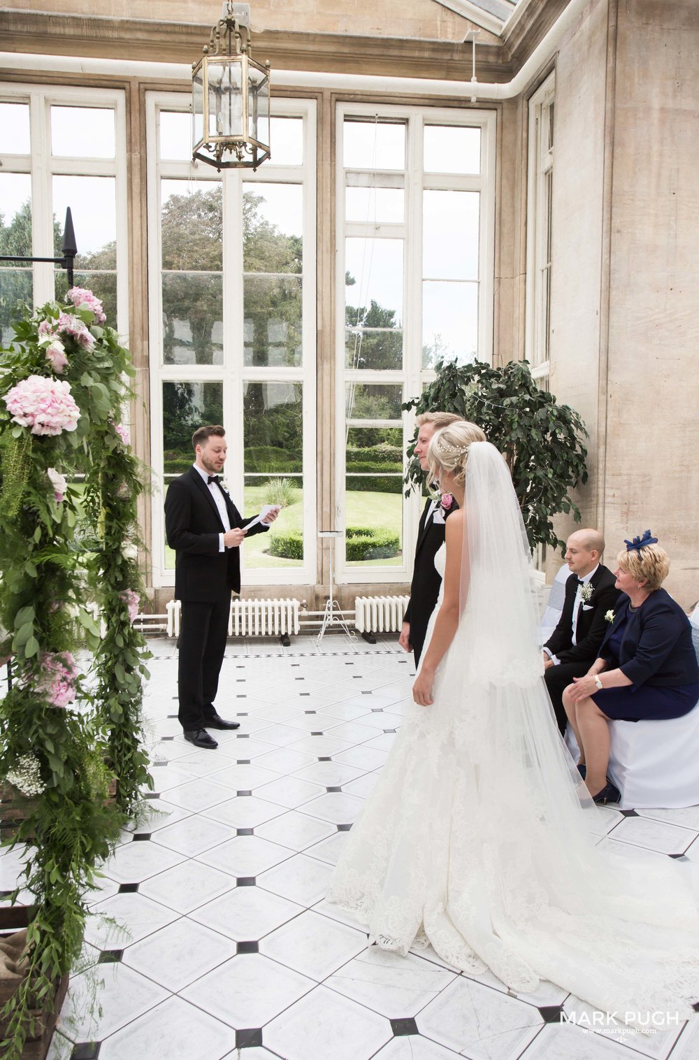 084 - Leah and Andy - fineART wedding photography at Stoke Rochford Hall NG33 5EJ by www.markpugh.com Mark Pugh of www.mpmedia.co.uk_.JPG