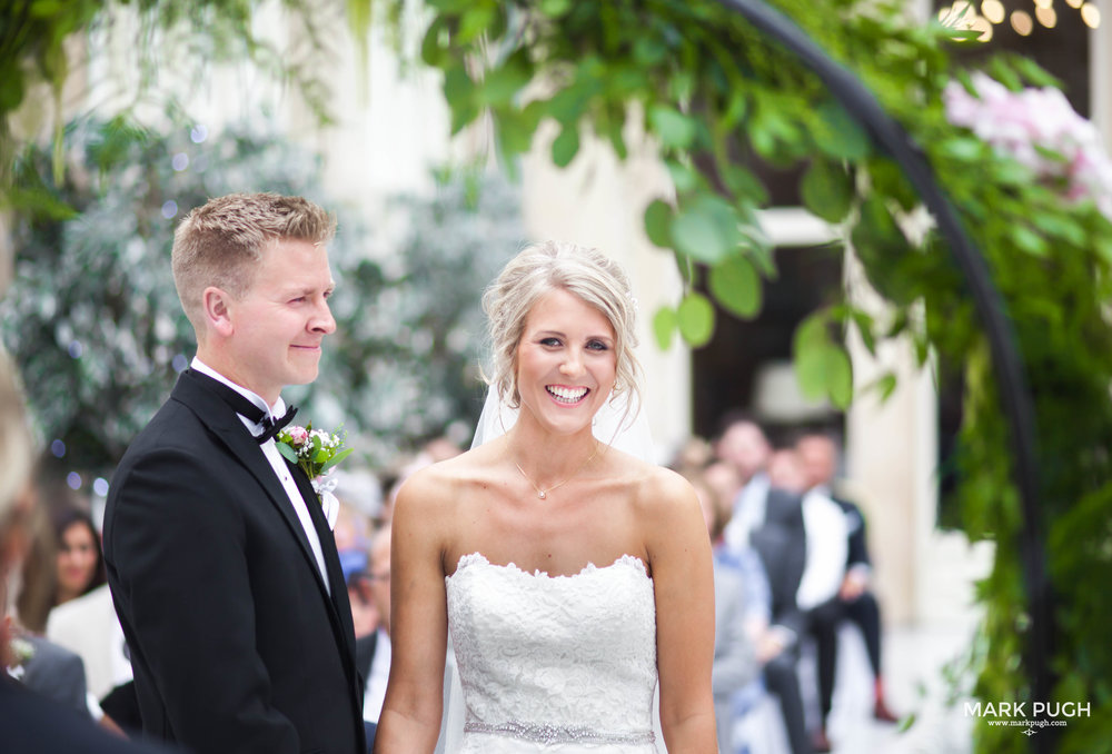 087 - Leah and Andy - fineART wedding photography at Stoke Rochford Hall NG33 5EJ by www.markpugh.com Mark Pugh of www.mpmedia.co.uk_.JPG