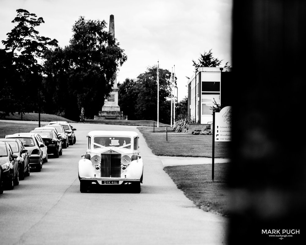 061 - Leah and Andy - fineART wedding photography at Stoke Rochford Hall NG33 5EJ by www.markpugh.com Mark Pugh of www.mpmedia.co.uk_.JPG