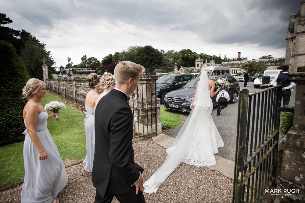 124 - Leah and Andy - fineART wedding photography at Stoke Rochford Hall NG33 5EJ by www.markpugh.com Mark Pugh of www.mpmedia.co.uk_.JPG