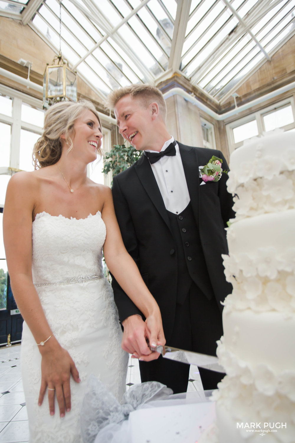 137 - Leah and Andy - fineART wedding photography at Stoke Rochford Hall NG33 5EJ by www.markpugh.com Mark Pugh of www.mpmedia.co.uk_.JPG