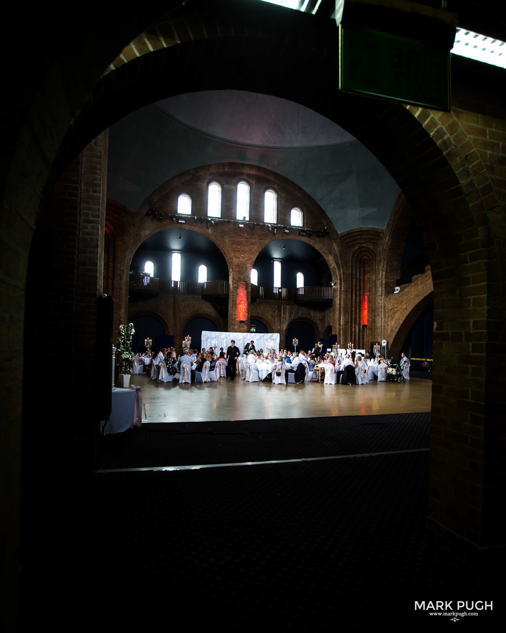 086 - Lauren and Tim - fineART wedding photography at Kelham Hall Newark UK by www.markpugh.com Mark Pugh of www.mpmedia.co.uk_.JPG