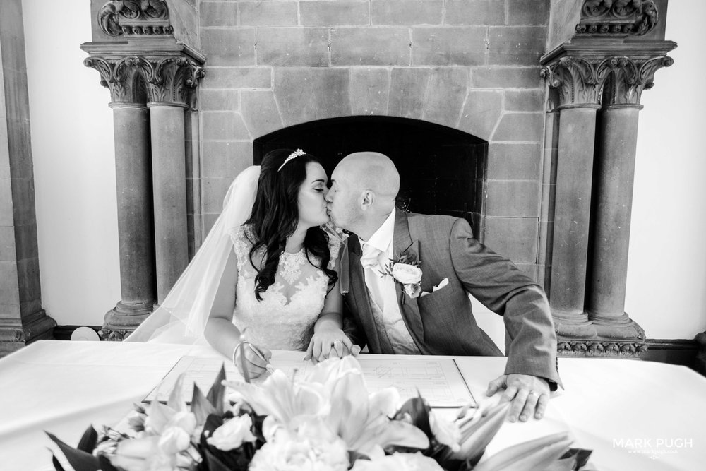 052 - Lauren and Tim - fineART wedding photography at Kelham Hall Newark UK by www.markpugh.com Mark Pugh of www.mpmedia.co.uk_.JPG