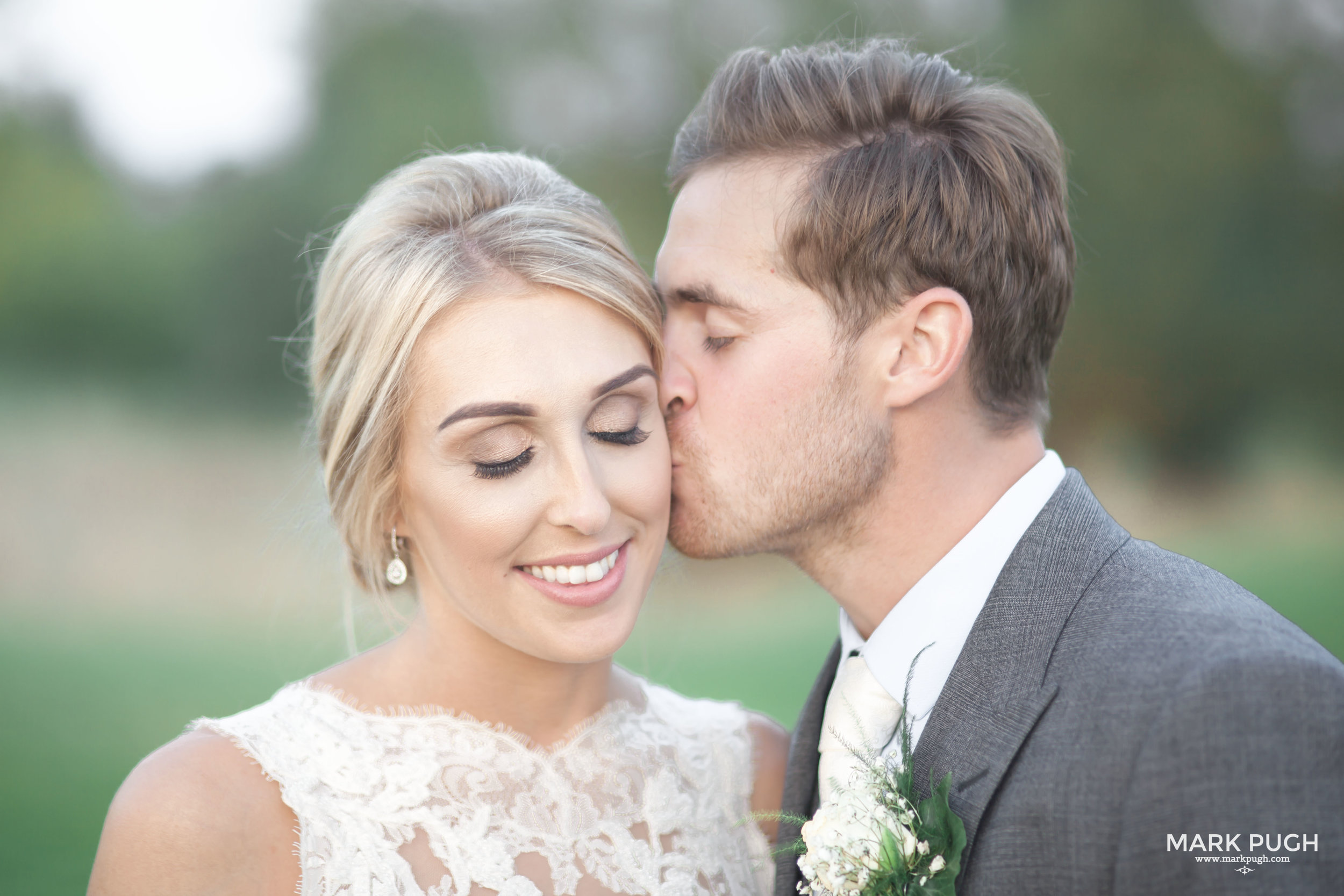 105 - Lucy and  Steven fineART wedding photography by www.markpugh.com Mark Pugh of www.mpmedia.co.uk_.JPG