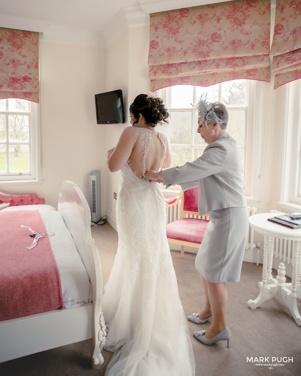 025 - Emma and Paul- fineART wedding at Kelham House Country Manor Hotel Main Street Newark NG23 5QP - photography by www.markpugh.com Mark Pugh of www.mpmedia.co.uk_.JPG