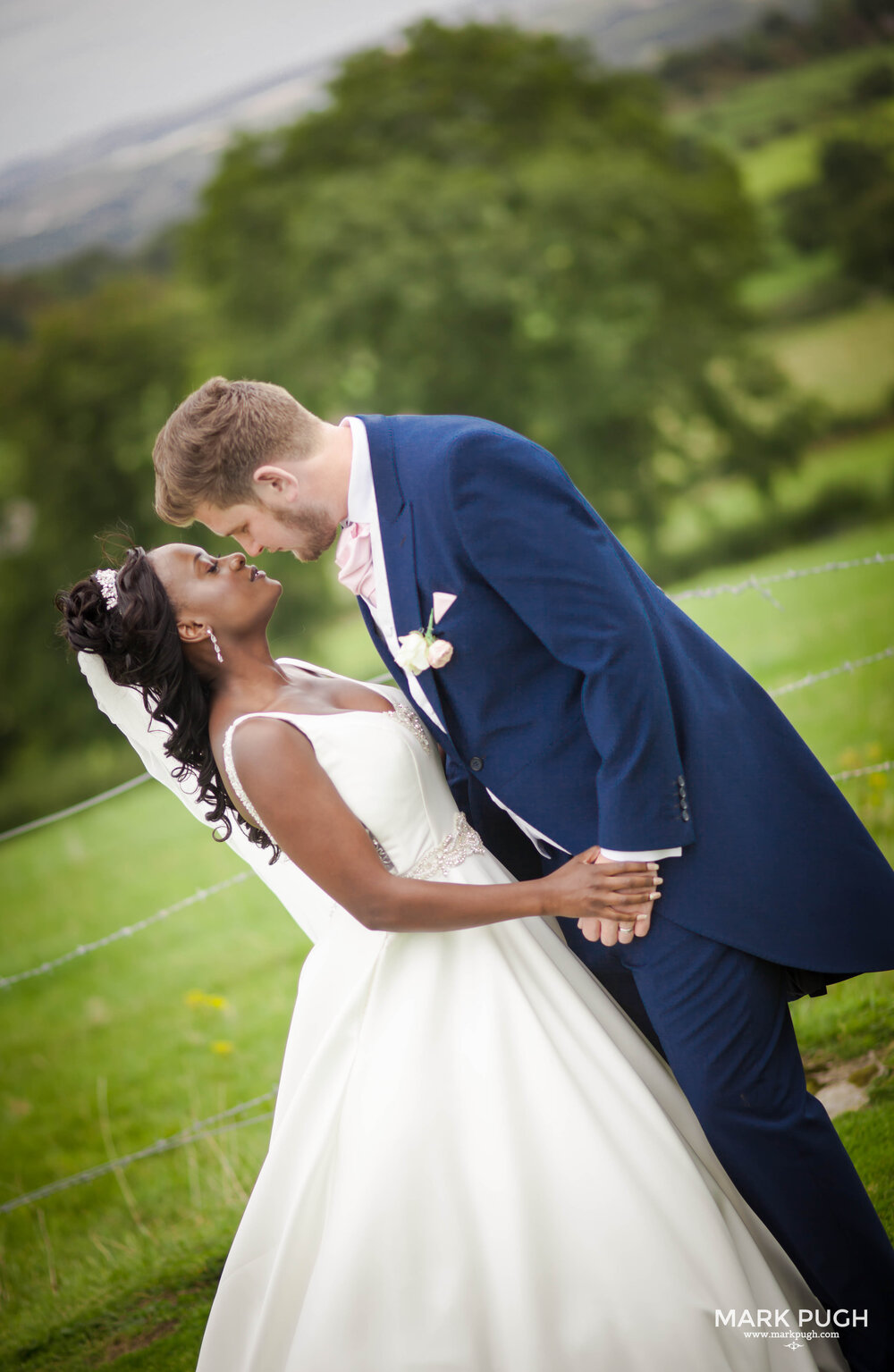 018 - Lizzy and Adam - wedding previews by www.markpugh.com Mark Pugh of www.mpmedia.co.uk_.JPG