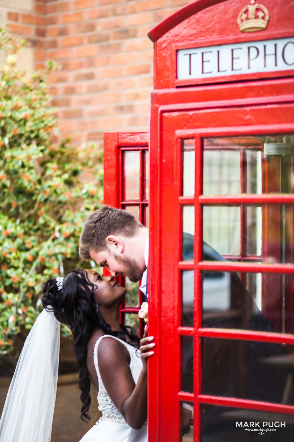 040 - Lizzy and Adam - wedding previews by www.markpugh.com Mark Pugh of www.mpmedia.co.uk_.JPG