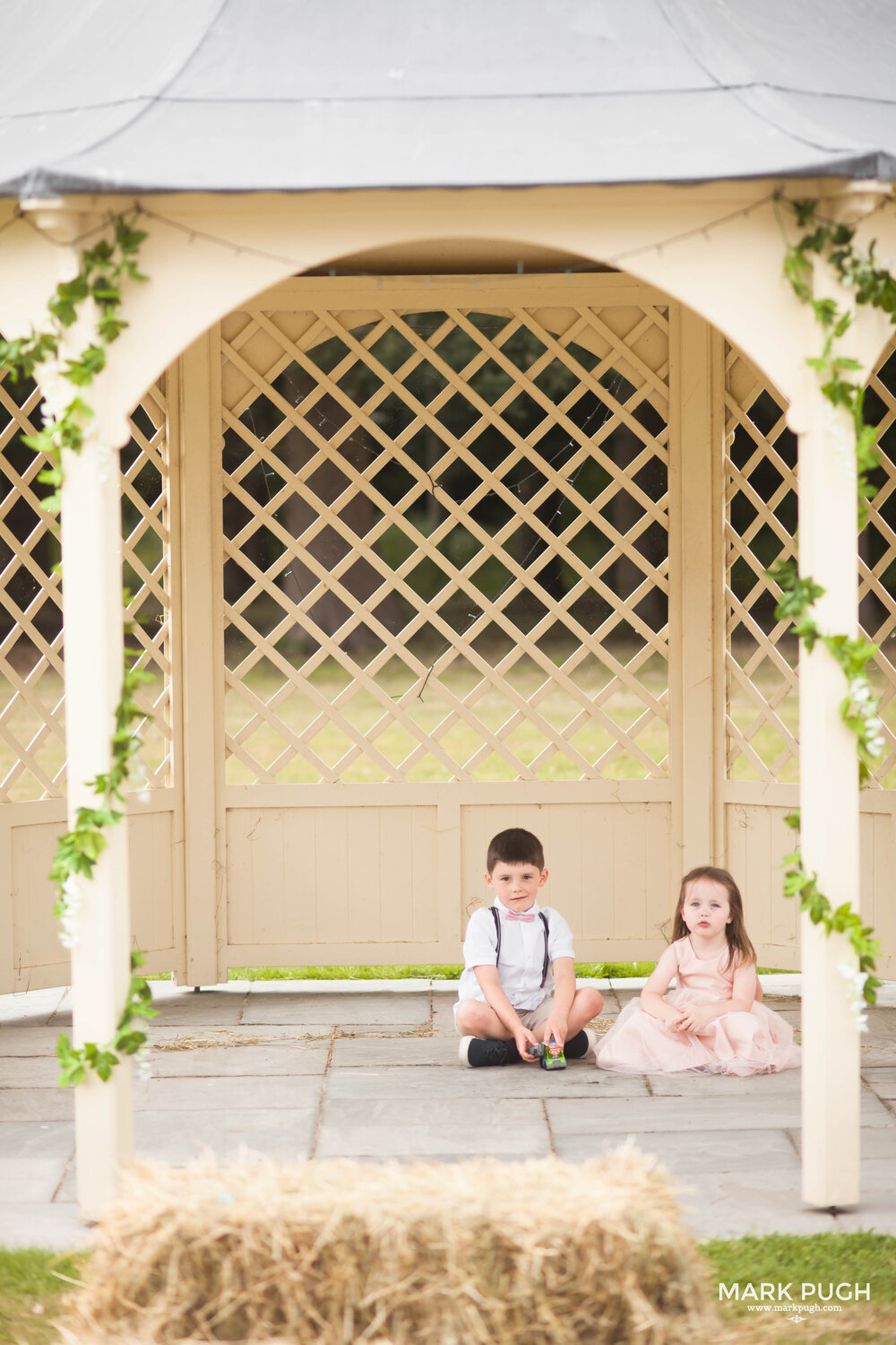 069 - Kirstie and Matt - fineART wedding preview photography by www.markpugh.com Mark Pugh of www.mpmedia.co.uk_.JPG