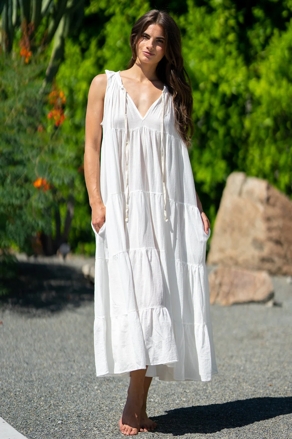 LIGHTHOUSE BEACH sleeveless tier maxi 