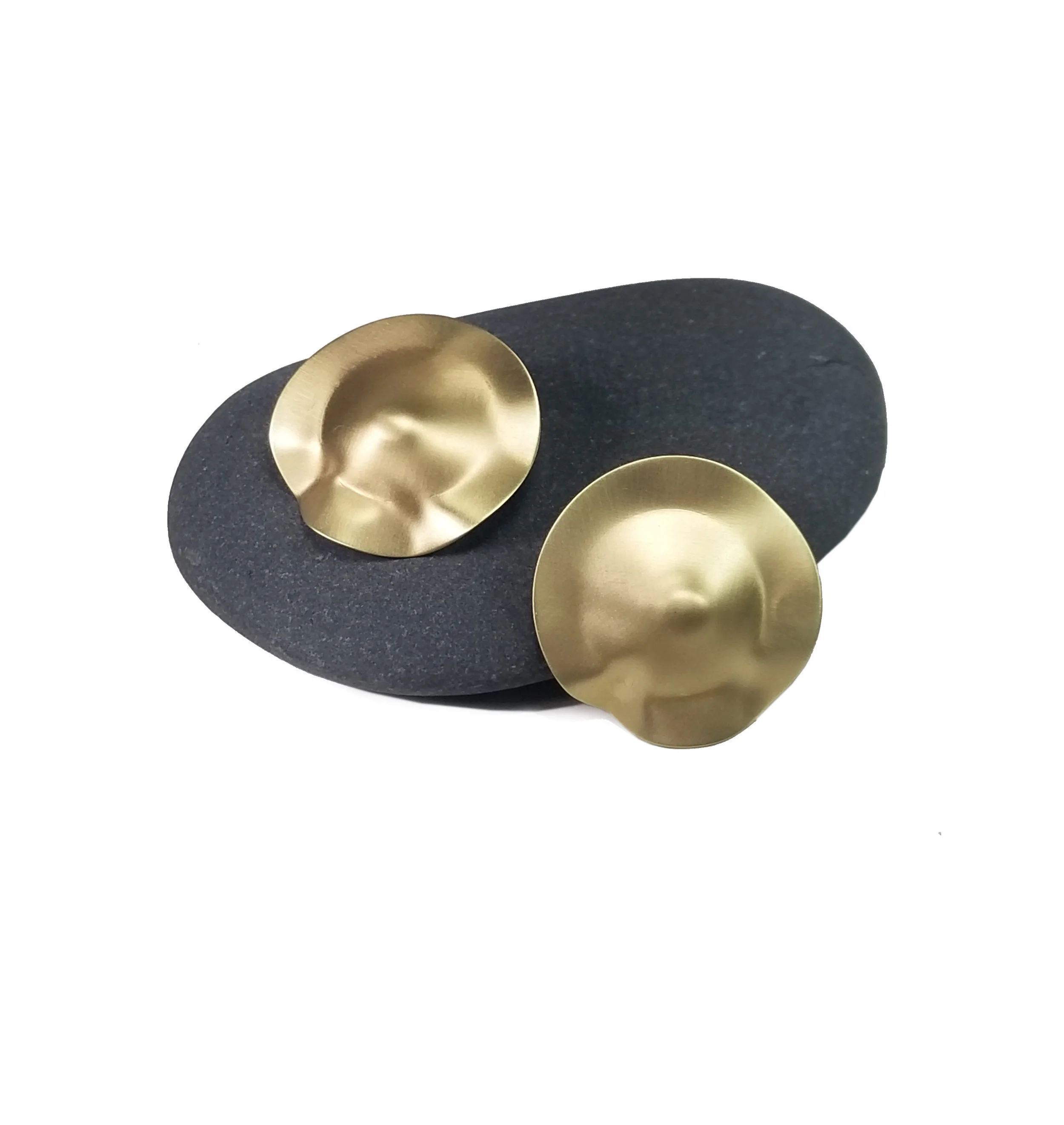 BOSOM_EARRINGS_s.jpg
