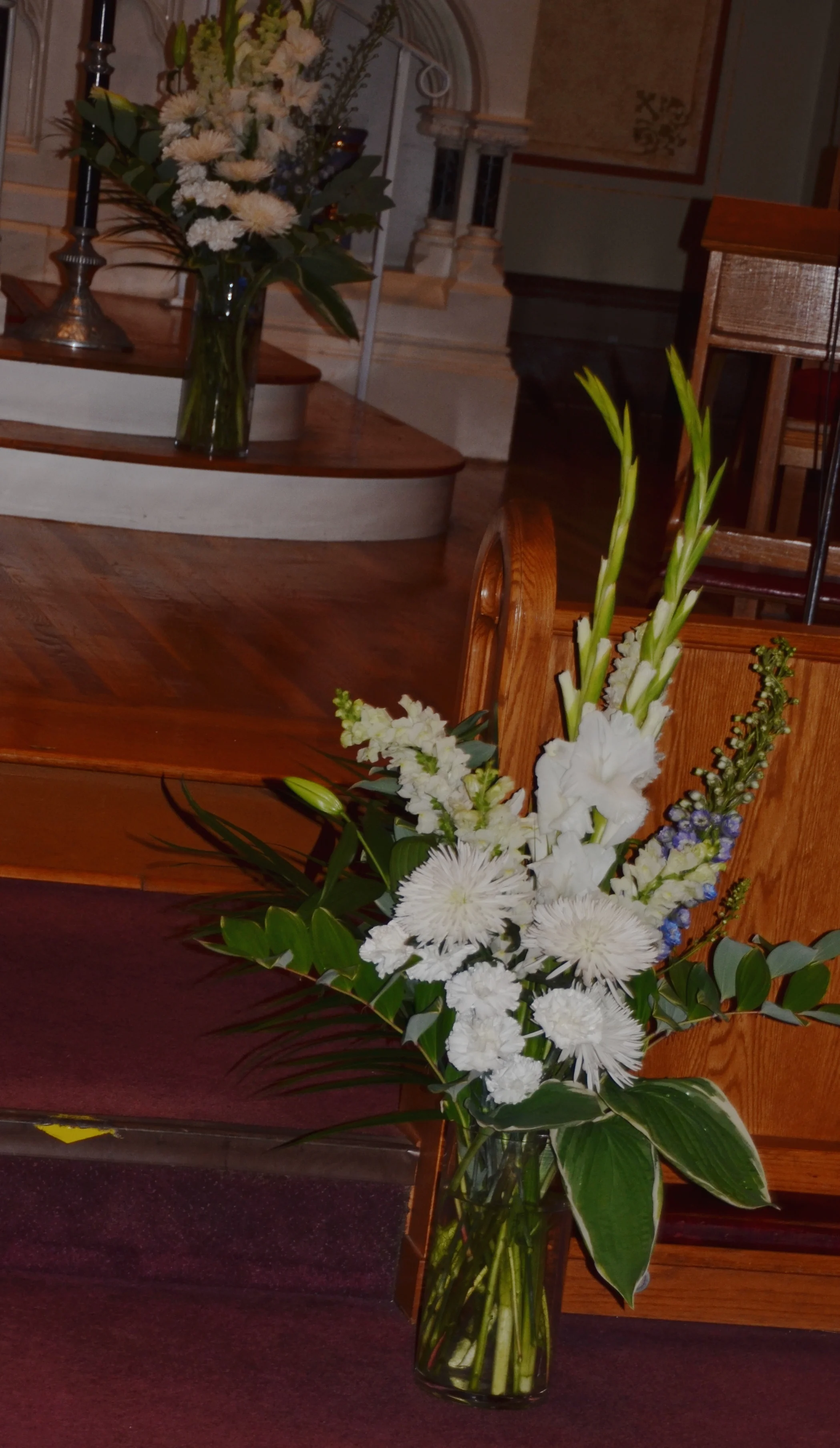 2015 wedding church flowers.jpg