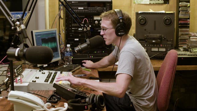 The Community Radio Station Connecting Prisoners with Family