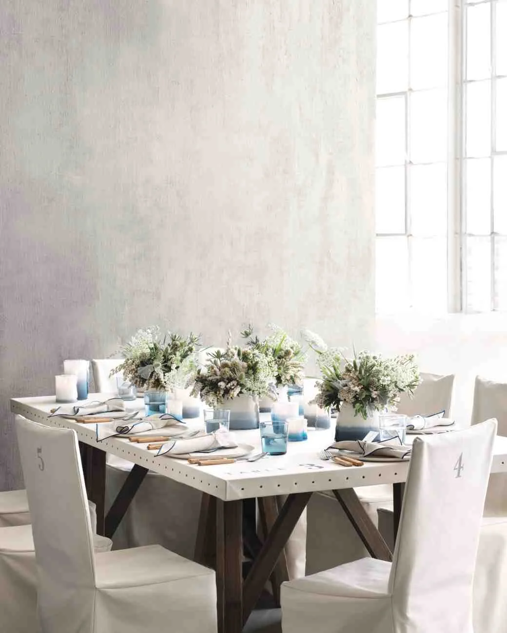 table-setting-0099-d111114_vert.jpg