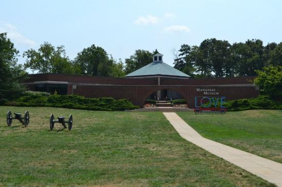 Manassas Museum Lawn