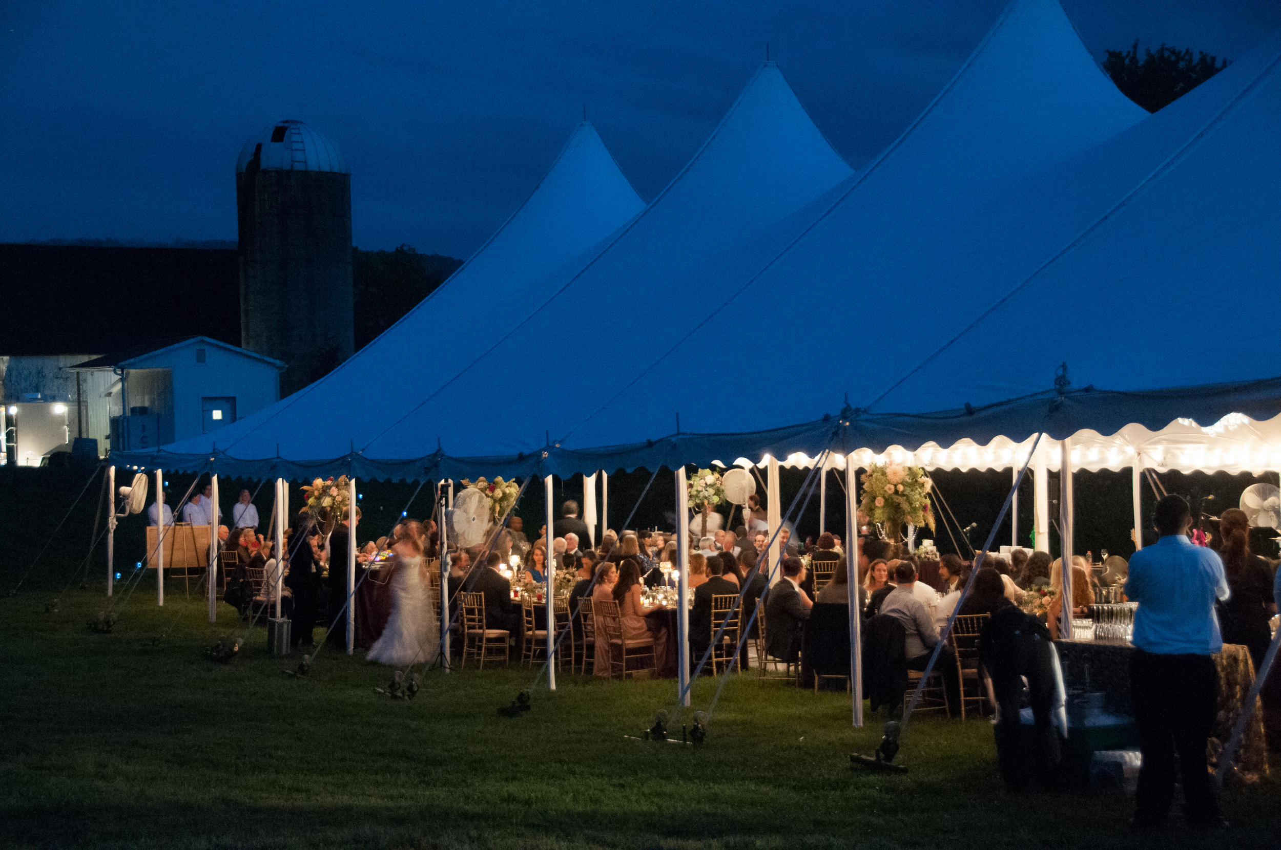 Grandale Catering at 868 Estate Vineyards