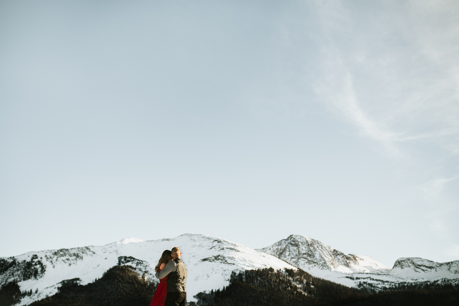 McDermott_Weimer_AmyBluestarPhotography_MountainProposal32_low.jpg