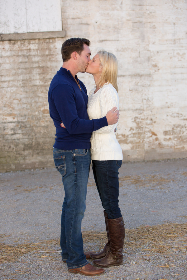 Huff_Bireley_JonReindlPhotographyLLC_NatalieandRossFranklinEngagement0015_low.jpg