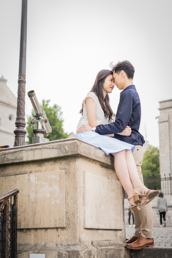 Wang_Wang_ParisPhotographerPierre_engagementmontmartre10_low.jpg