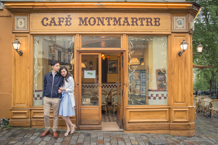 Wang_Wang_ParisPhotographerPierre_engagementmontmartre46_low.jpg