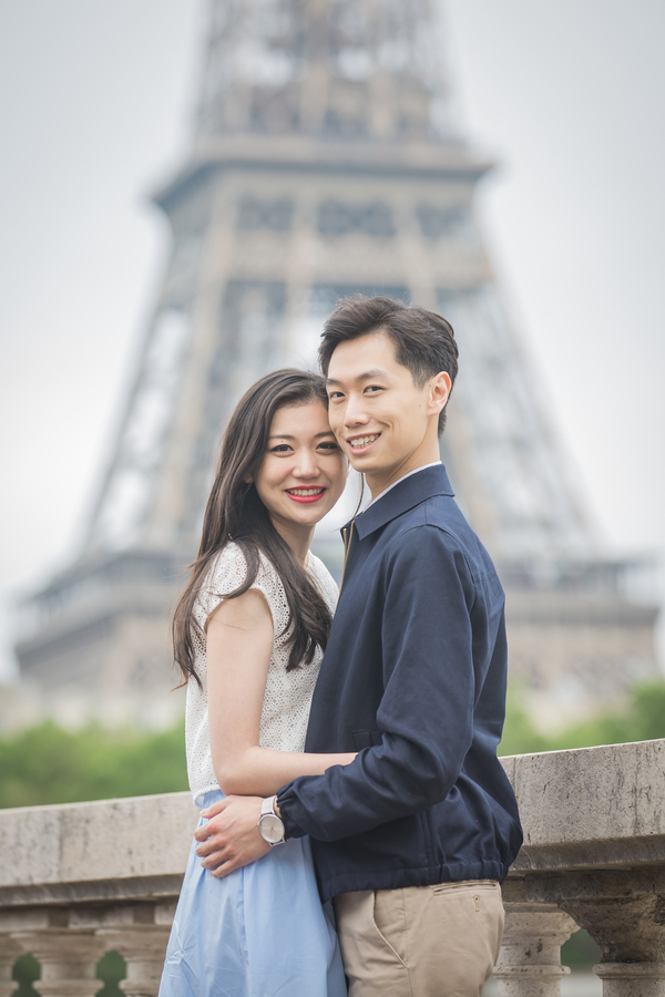 Wang_Wang_ParisPhotographerPierre_engagementmontmartre72_low.jpg