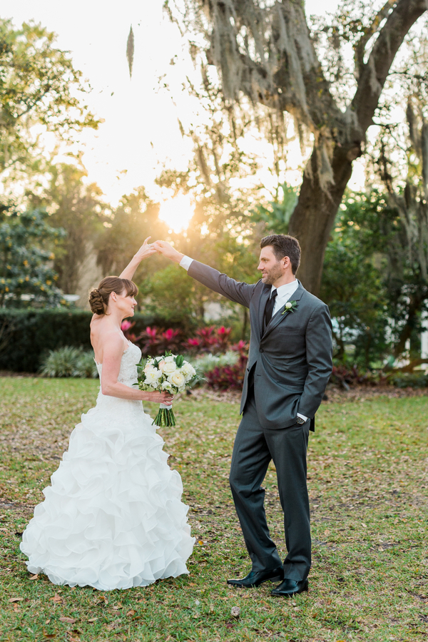 Emily_Chris_RisingLotusPhotography_gardenwedding113_low.jpg