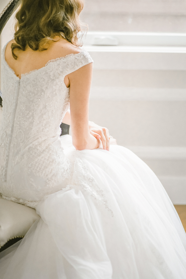 PearlHsiehPhotographyLLC_PearlHsiehcom_FrenchBridalStyle069_low.jpg