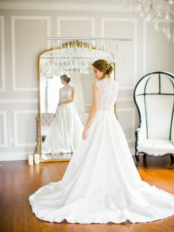 PearlHsiehPhotographyLLC_PearlHsiehcom_FrenchBridalStyle103_low.jpg