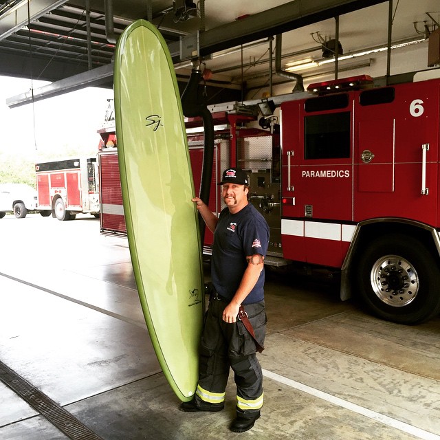 @tonythev11 receiving a special delivery on the job (OFD6) 9'0&quot; x 22&quot; x 2.9&quot; 2+1 swordfish. Airbrushed &quot;resin tint&quot;👌🏻🔥 #sjsurfboards