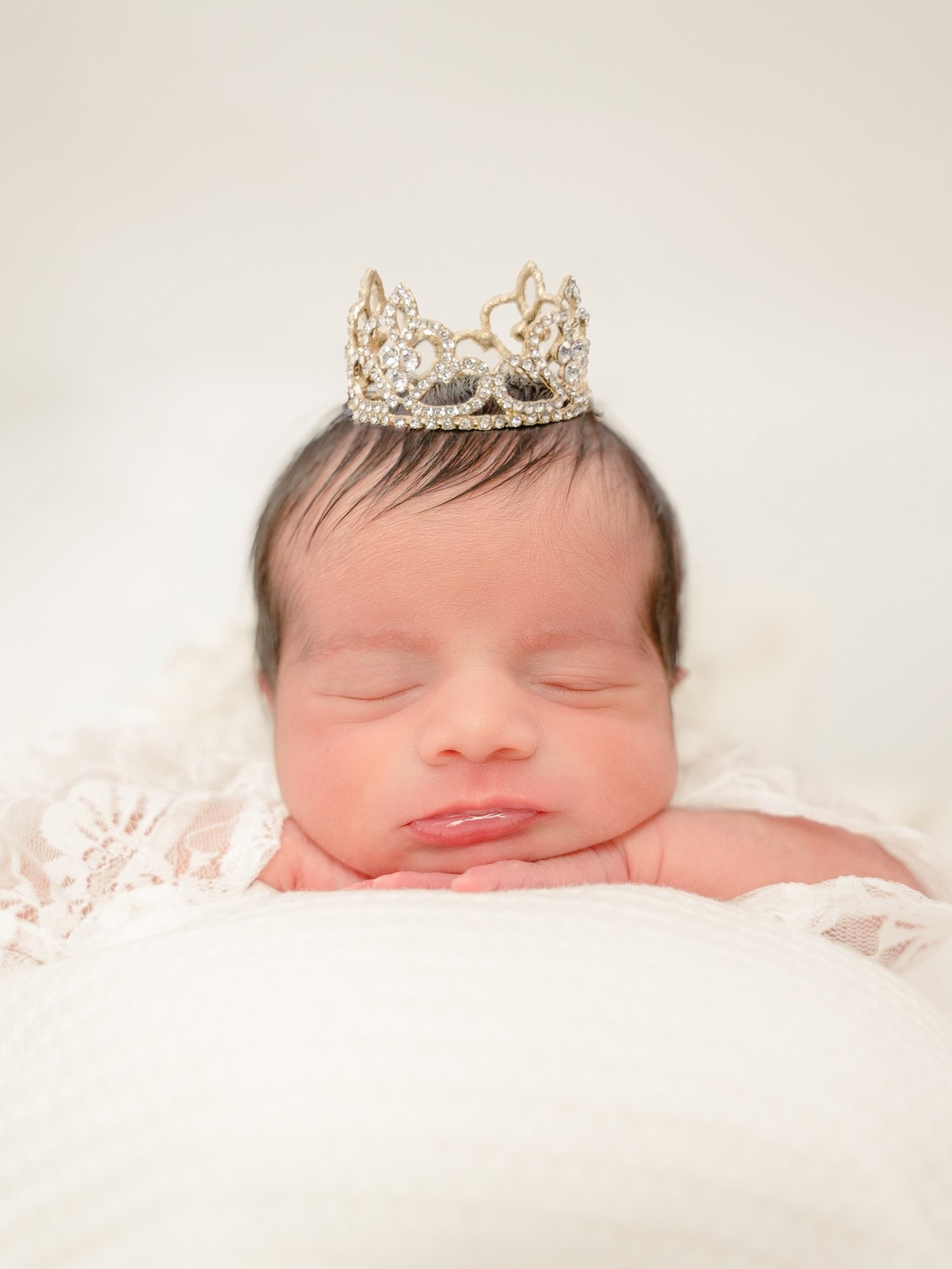 Lianna+newborn_-3.jpg