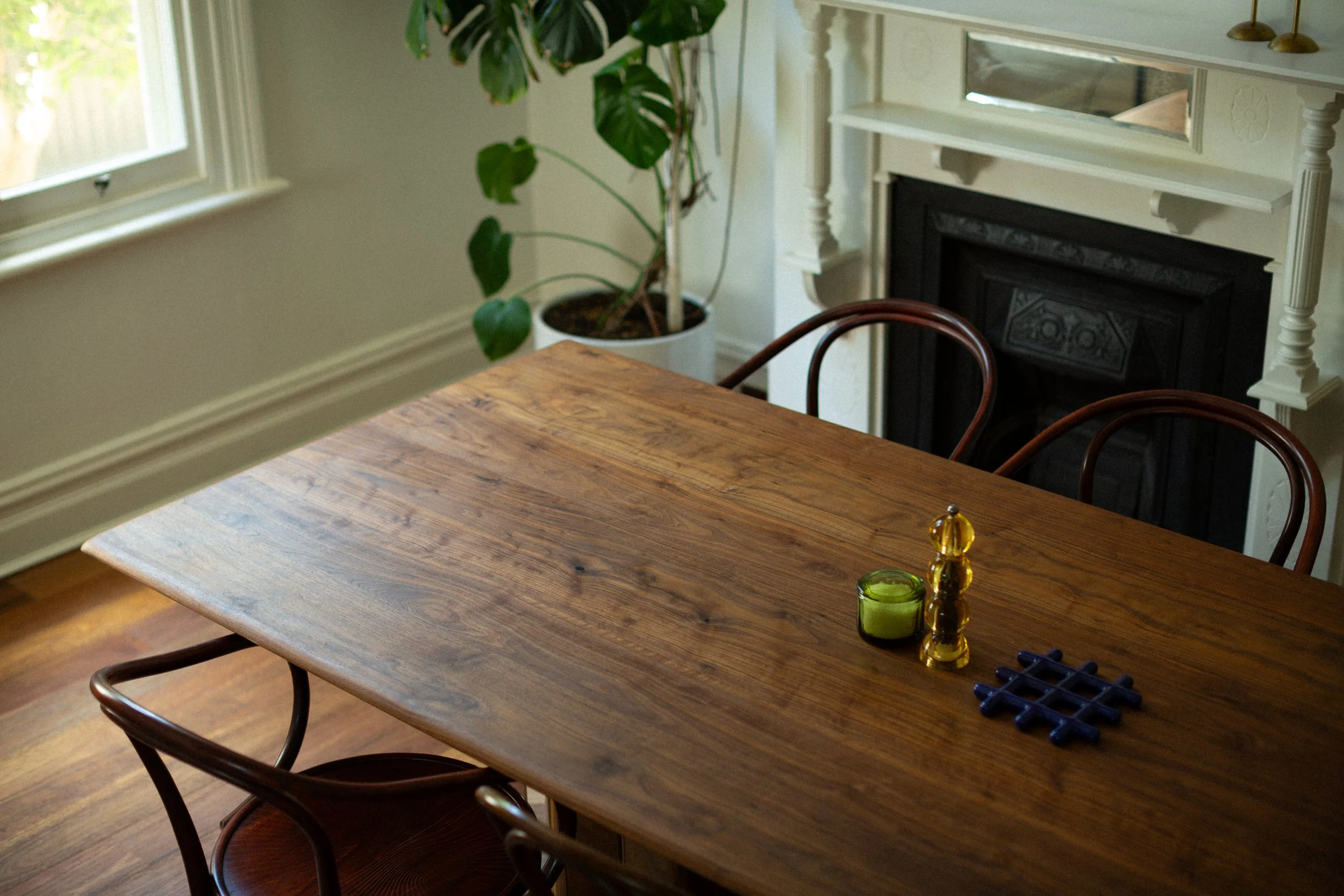 STEPHEN_TABLES-02.jpg