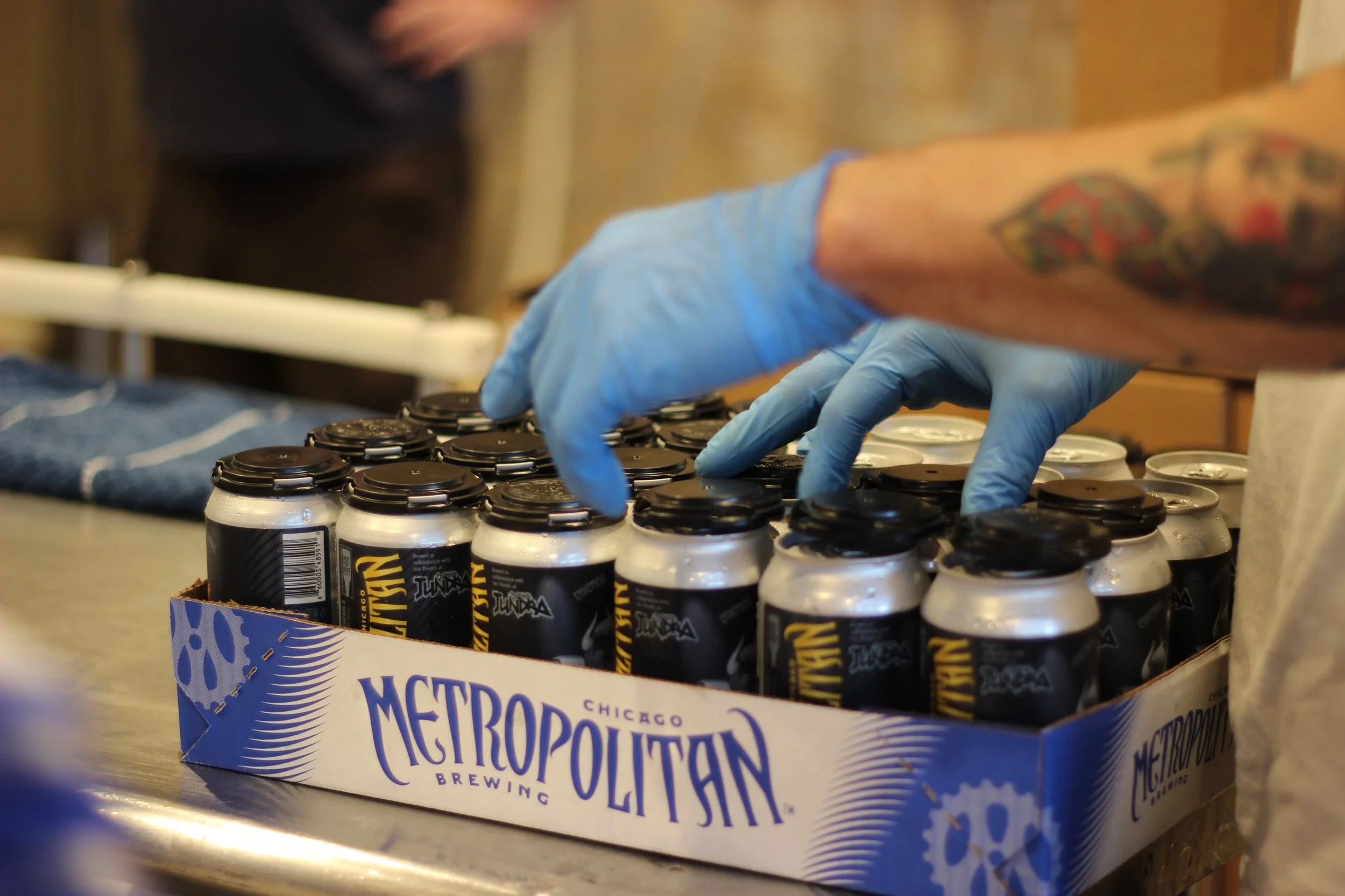 RAW Humb Logan hands 03.JPG