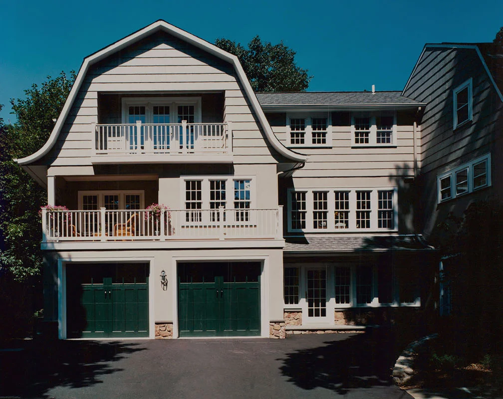 Front View 2.jpg