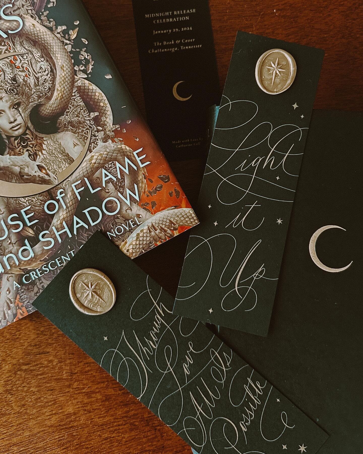 Through Love All is Possible✨🌙
.
I had the best time bringing these bookish quotes to life! I&rsquo;m still exploring and learning digital calligraphy but I am really happy with how these custom bookmarks for the @thebookandcover&rsquo;s midnight re