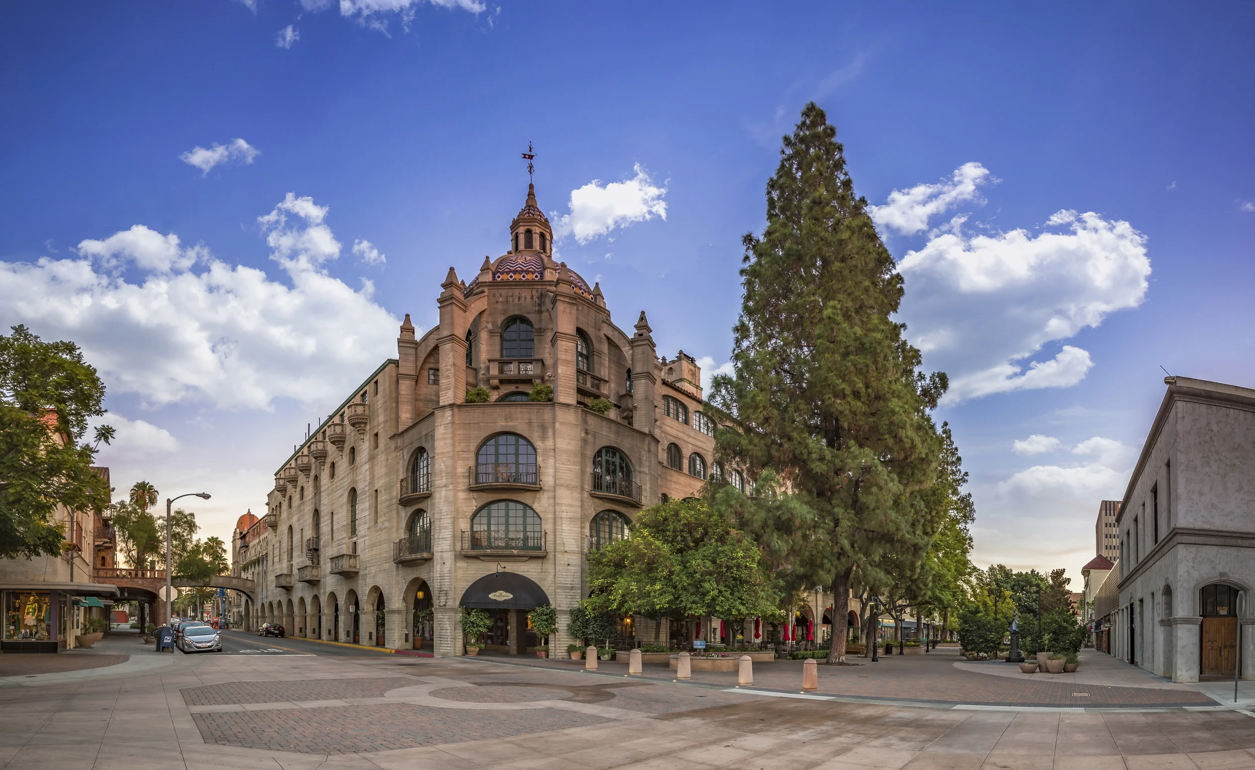 MIssion Inn (Adobe RGB 1998 - 300DPI).jpg