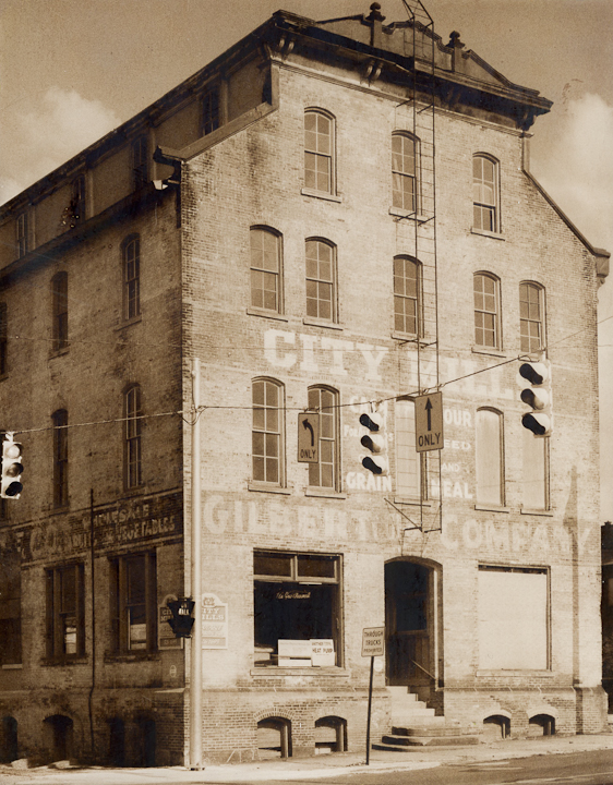 May 1997 - Corner of Fifth & Main, Mansfield, OH.