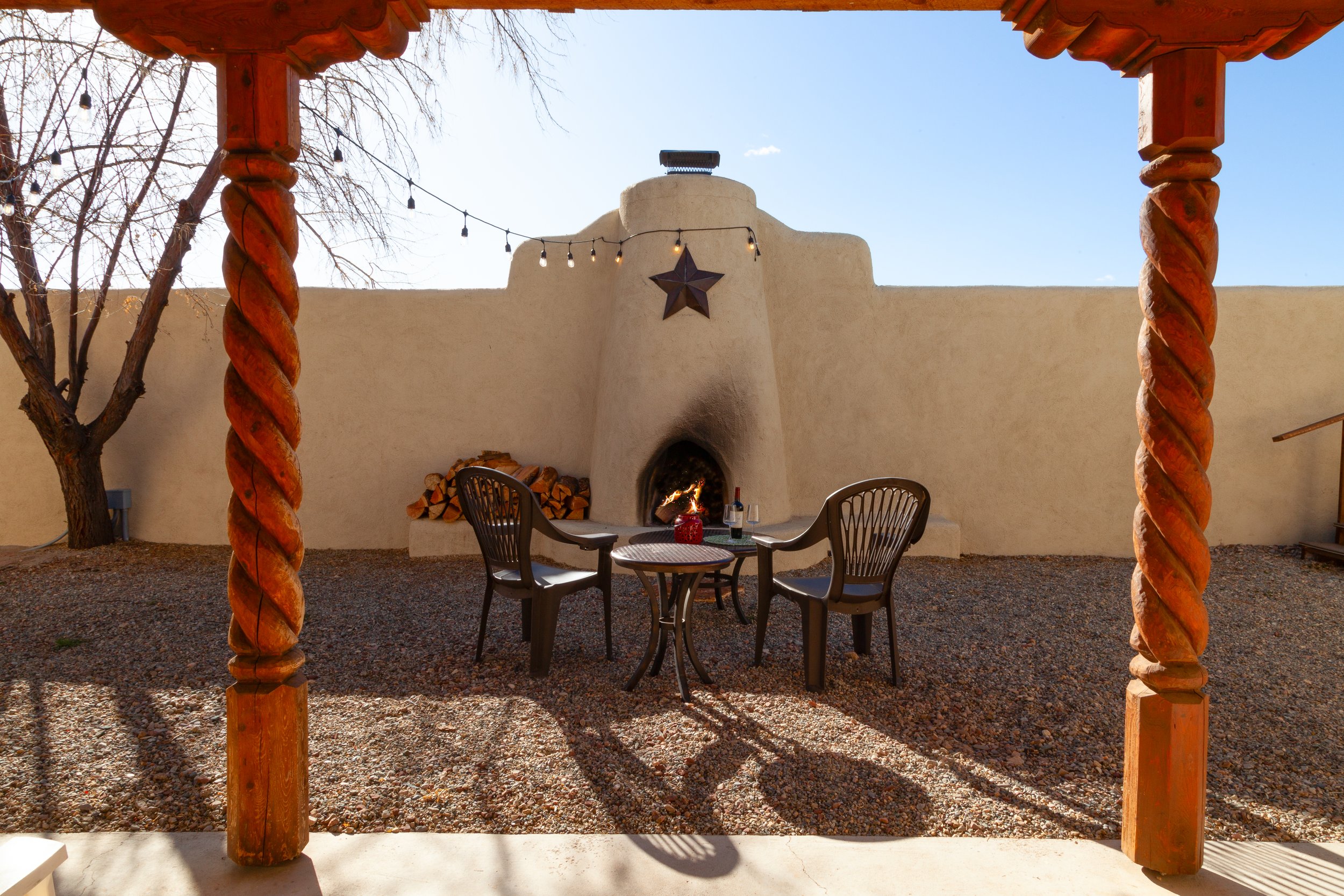 WEB Cosmic Cantina-13.JPG