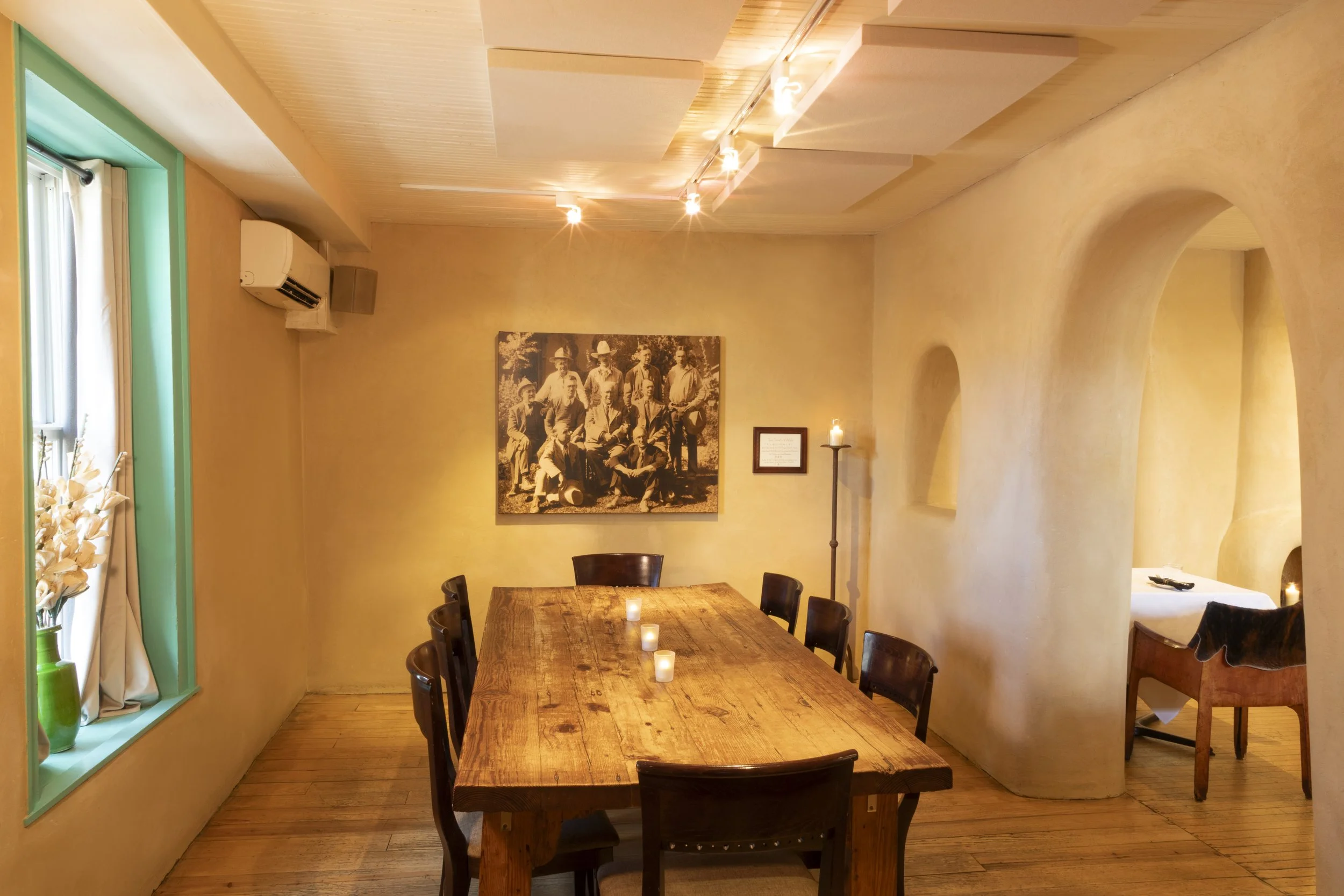 WEB High Res Lambert's of Taos-9.JPG