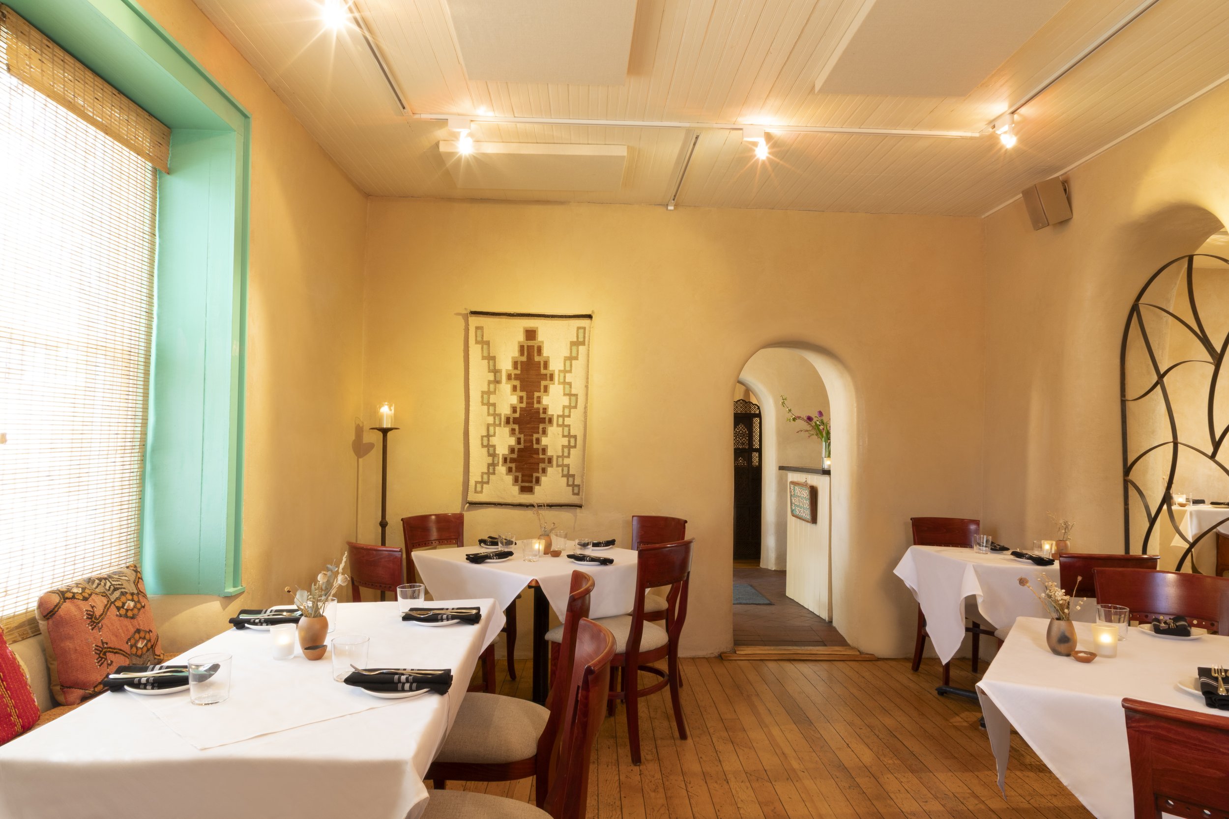 WEB High Res Lambert's of Taos-14.JPG