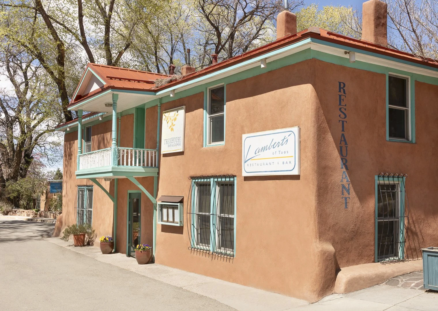 WEB High Res Lambert's of Taos-1.JPG