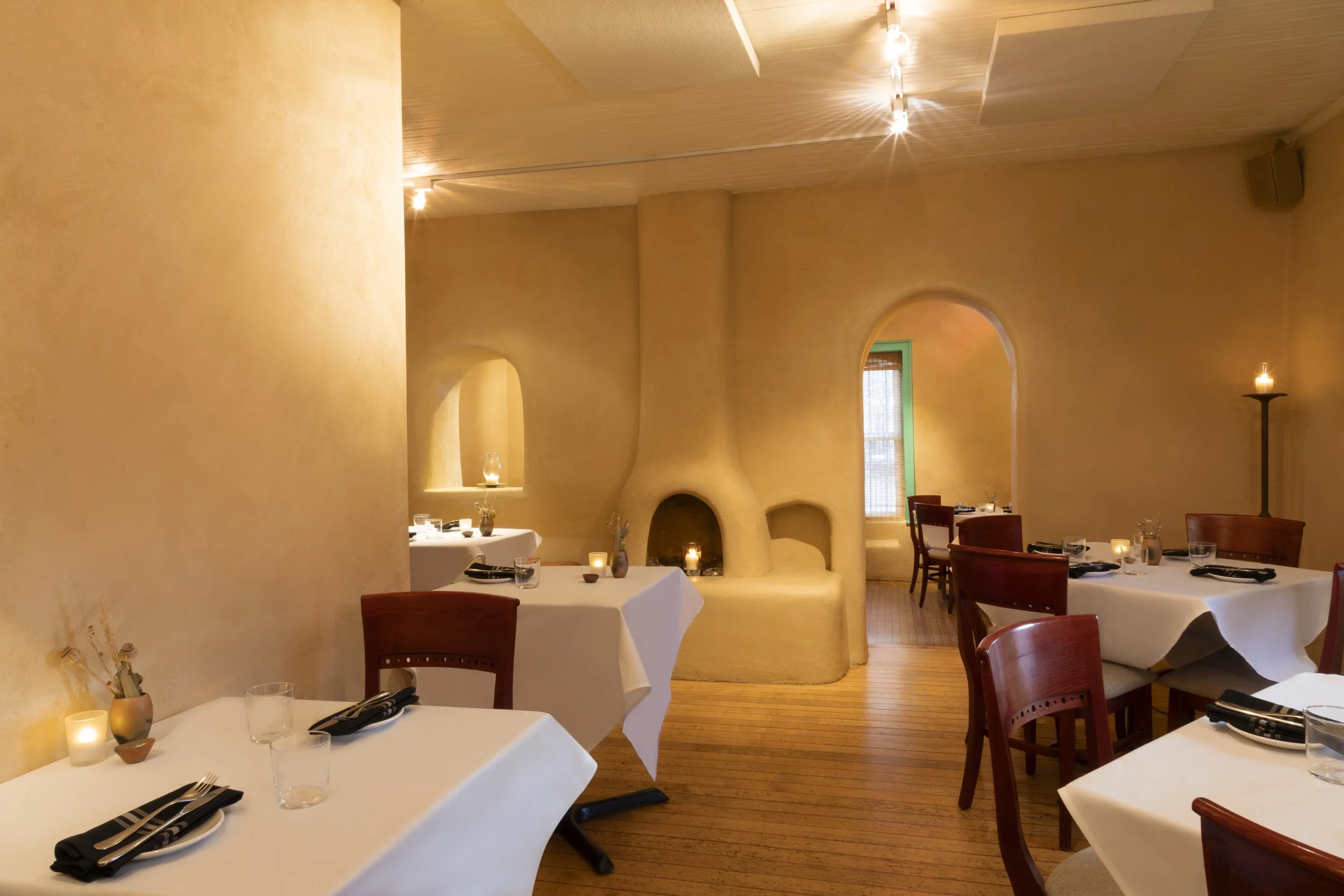 WEB High Res Lambert's of Taos-21.JPG