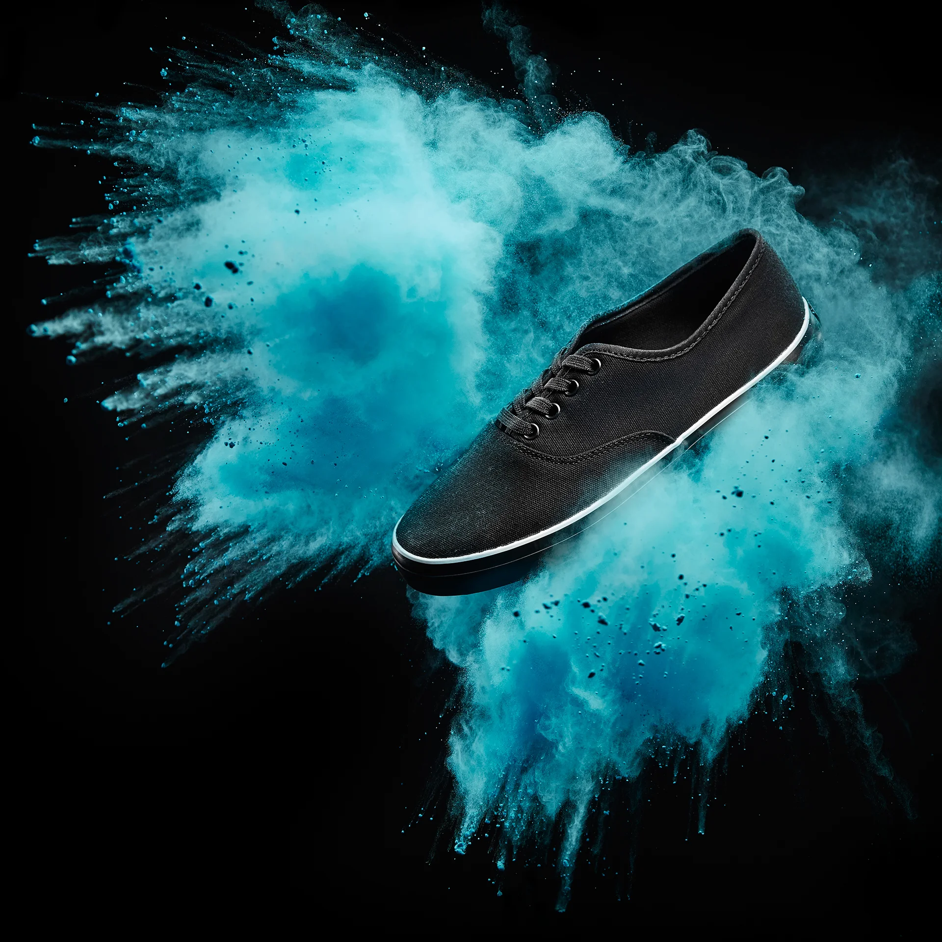 Z_shoes_Smoke.jpg