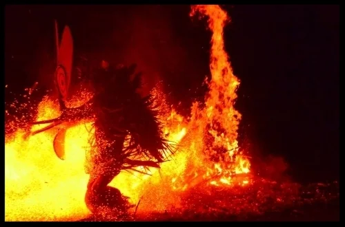 BAINING FIRE DANCERS, EAST NEW BRITAIN