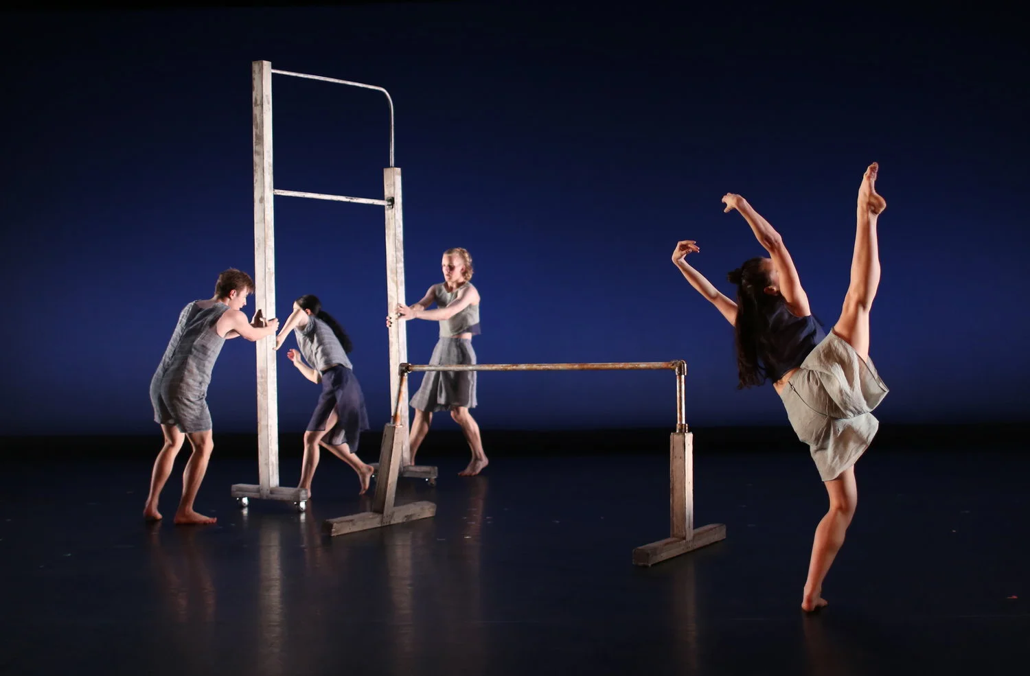 Costume Design: Fragments, Intimacy. Discourses.