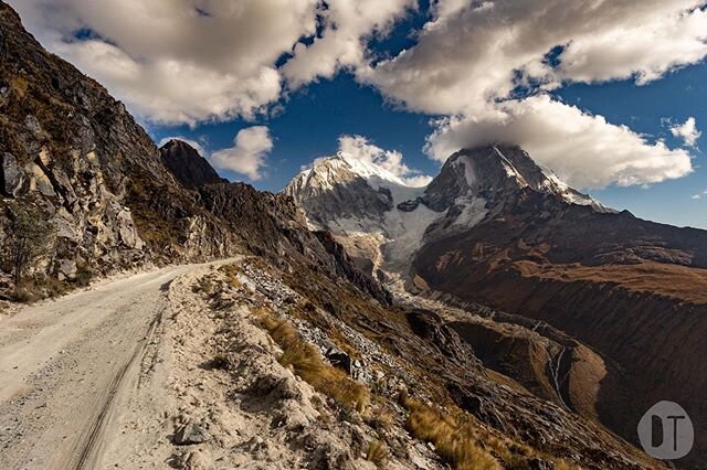 The 15 kilometre climb from Llanganuco Orconcocha up and over the pass took us all day&hellip; which wasn&rsquo;t such a bad thing when you got to enjoy the spectacular views like these of Huascar&aacute;n (Peru&rsquo;s highest mountain) and its neig