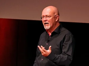 Didier From what he wrote on the Enablers Network blog, I already liked Didier Marlier a lot. Since we met face-to-face in July 2017, I like him even more! Generous, sharp, curious, polyglot, citizen of the world, sought-after adviser, he is spectacularly human