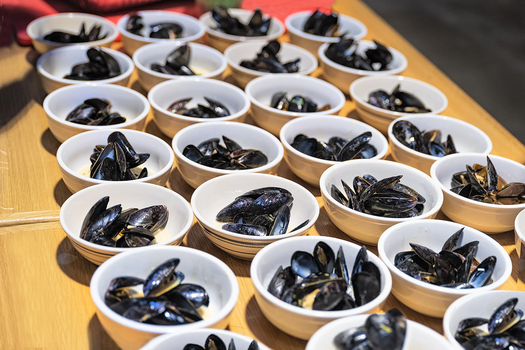 BrasserieProvenceMusselsSmallBowls.jpg