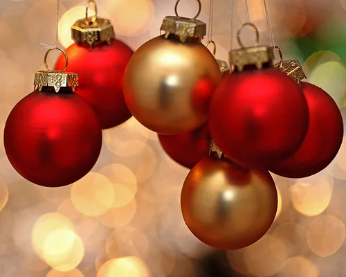 11-12-12 untangleing christmas.jpg
